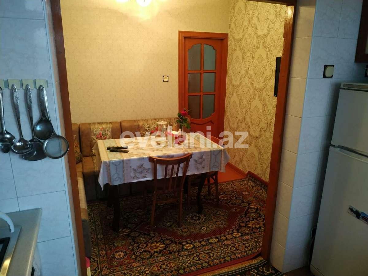 Satılır, köhnə tikili, 2 otaqlı, 60 m², Bakı, Xətai r, Əhmədli q, Əhmədli m.