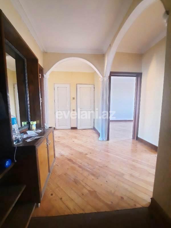 Sale, old building, 3 room, 75 m², Baku, Khatai r, Ahmedli d, Ahmedli m.