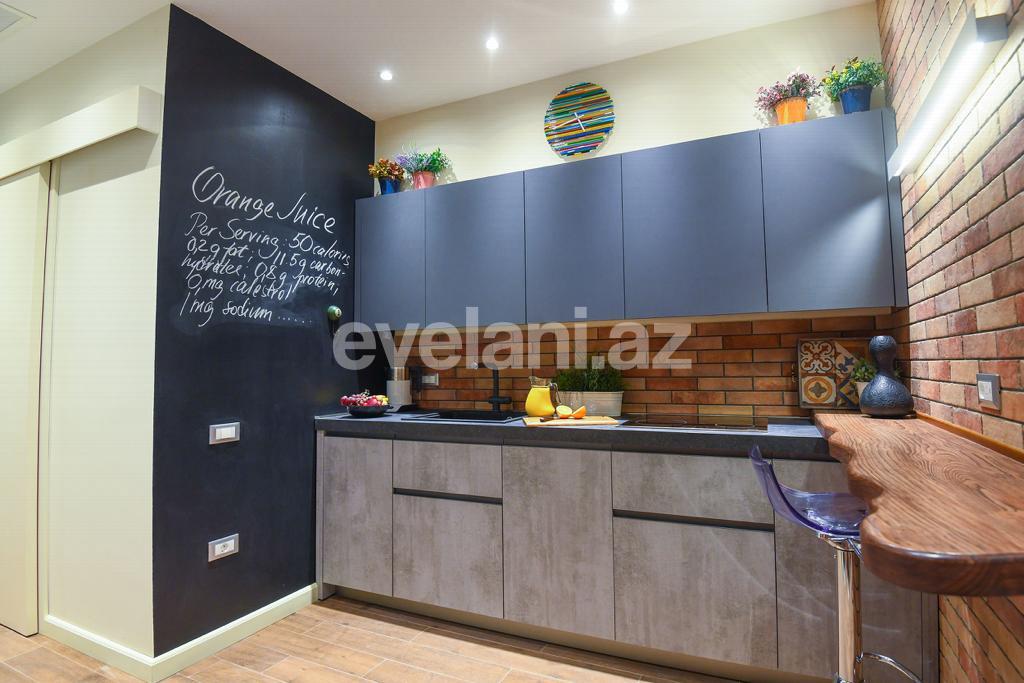 Kirayə verilir, köhnə tikili, 2 otaqlı, 55 m², Bakı, Səbail r, Sahil m.