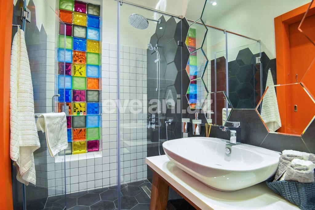 Kirayə verilir, köhnə tikili, 2 otaqlı, 55 m², Bakı, Səbail r, Sahil m.