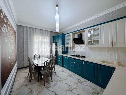 Satılır, həyət evi / bağ, 6 otaqlı, 300 m², Bakı, Səbail r.