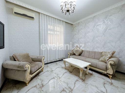 Satılır, həyət evi / bağ, 6 otaqlı, 300 m², Bakı, Səbail r.
