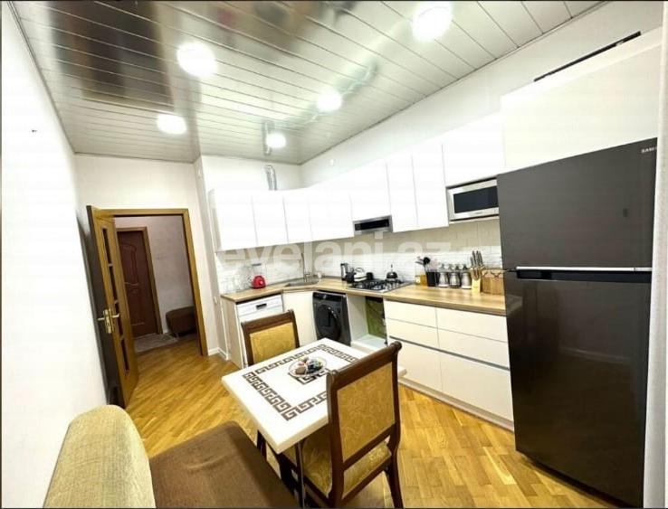 Kirayə verilir, yeni tikili, 2 otaqlı, 65 m², Bakı, Nəsimi r, 8 Noyabr m.