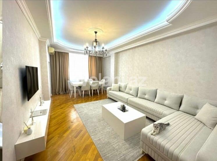 Kirayə verilir, yeni tikili, 2 otaqlı, 65 m², Bakı, Nəsimi r, 8 Noyabr m.