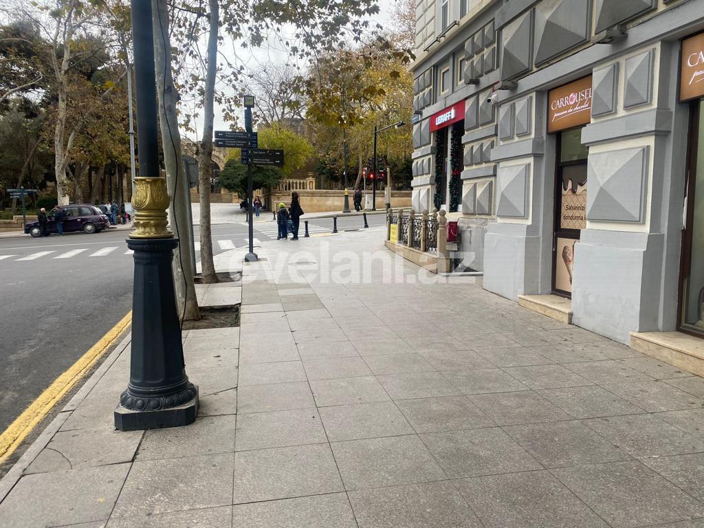 Kirayə verilir, obyekt, 135 m², Bakı, Səbail r, İçəri Şəhər m.