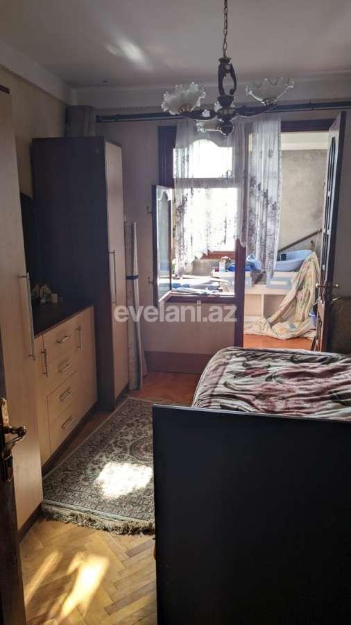 Sale, old building, 5 room, 110 m², Baku, Khatai r, Ahmedli d, Hazi Aslanov m.