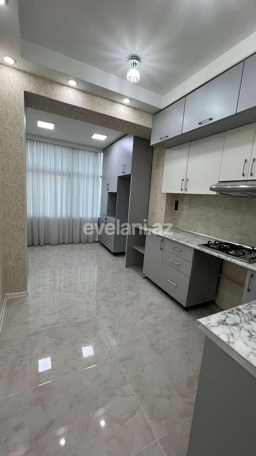 Satılır, köhnə tikili, 2 otaqlı, 70 m², Bakı, Yasamal r, Elmlər Akademiyası m.