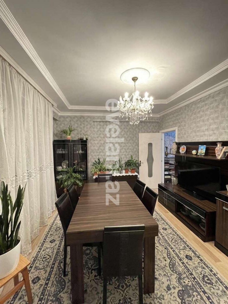 Satılır, yeni tikili, 2 otaqlı, 78 m², Bakı, Yasamal r, Yeni Yasamal q, İnşaatçılar m.