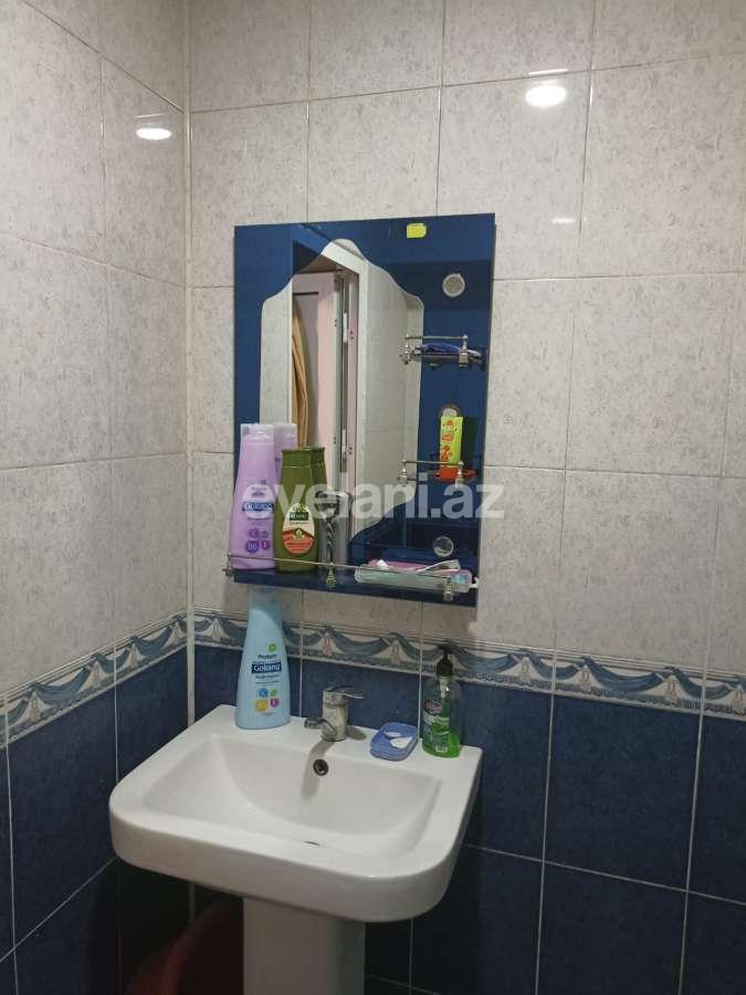 Satılır, köhnə tikili, 3 otaqlı, 79.99 m², Bakı, Yasamal r, Elmlər Akademiyası m.