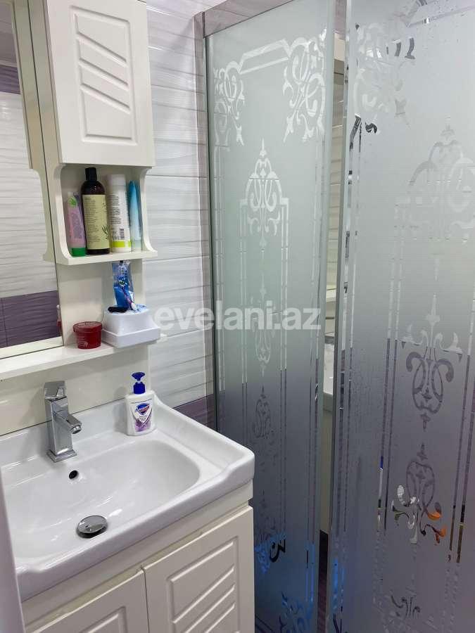 Satılır, köhnə tikili, 3 otaqlı, 70 m², Bakı, Nəsimi r, 5-ci mikrorayon q, 20 yanvar m.