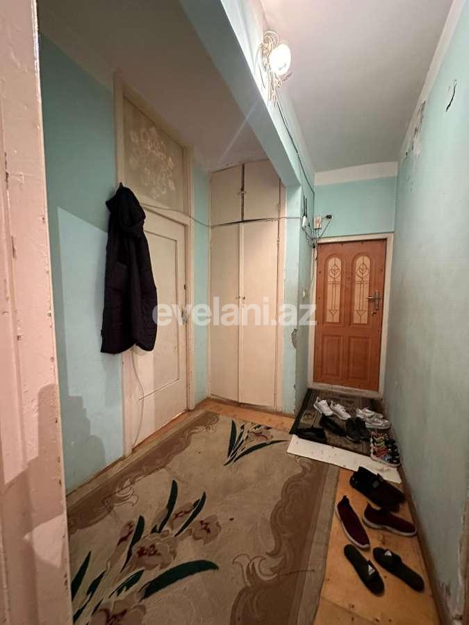 Satılır, köhnə tikili, 3 otaqlı, 80 m², Bakı, Nizami r, 8-ci kilometr q, Xalqlar Dostluğu m.