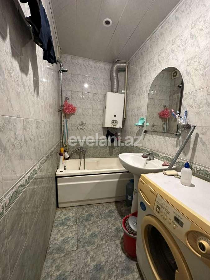 Satılır, köhnə tikili, 3 otaqlı, 80 m², Bakı, Nizami r, 8-ci kilometr q, Xalqlar Dostluğu m.