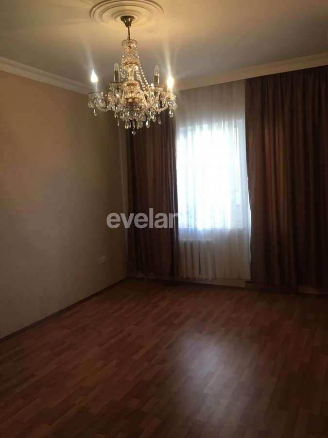 Satılır, köhnə tikili, 3 otaqlı, 80 m², Bakı, Xətai r, Əhmədli q.