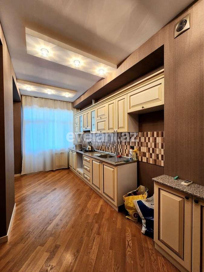 Sale, new building, 3 room, 130 m², Baku, Nizami r, 8-th kilometer d, Gara Garayev m.