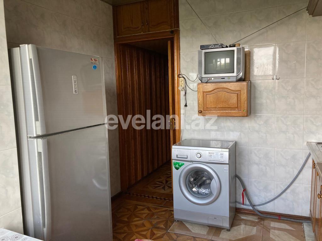 Satılır, köhnə tikili, 4 otaqlı, 105 m², Bakı, Nizami r, 8-ci kilometr q, Xalqlar Dostluğu m.