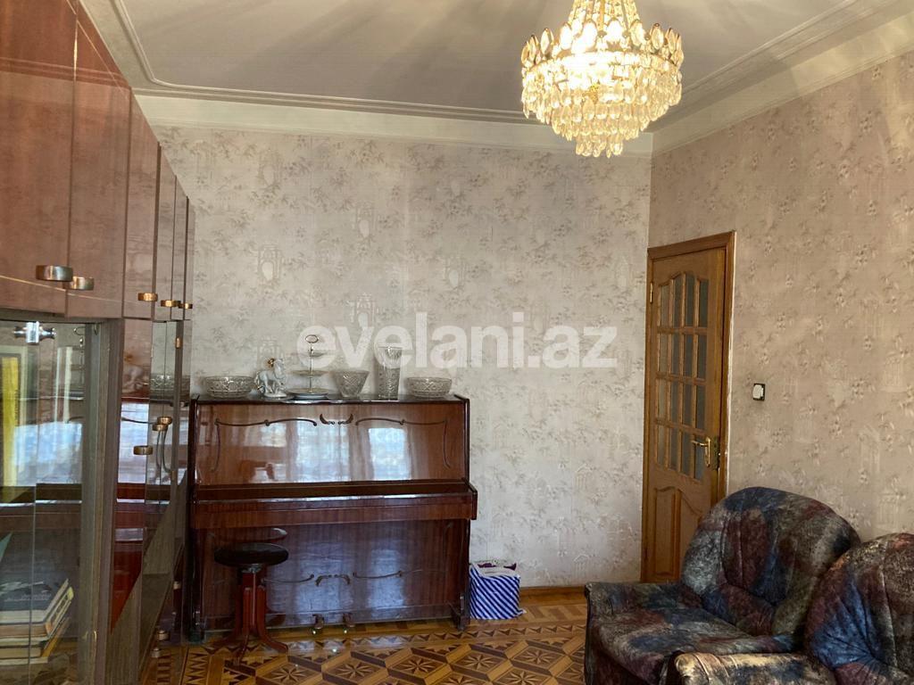 Satılır, köhnə tikili, 4 otaqlı, 105 m², Bakı, Nizami r, 8-ci kilometr q, Xalqlar Dostluğu m.