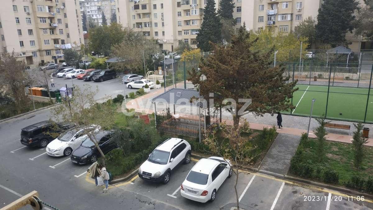 Sale, old building, 3 room, 79.98 m², Baku, Khatai r.