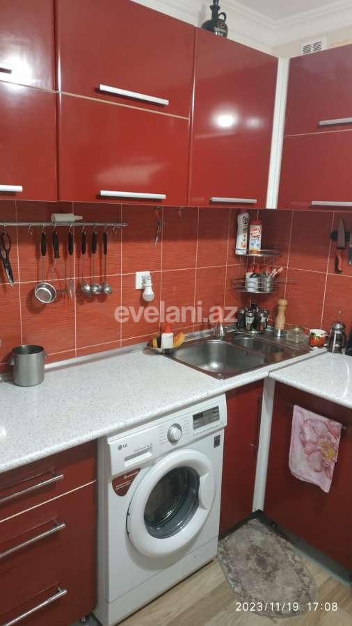 Sale, old building, 3 room, 79.98 m², Baku, Khatai r.