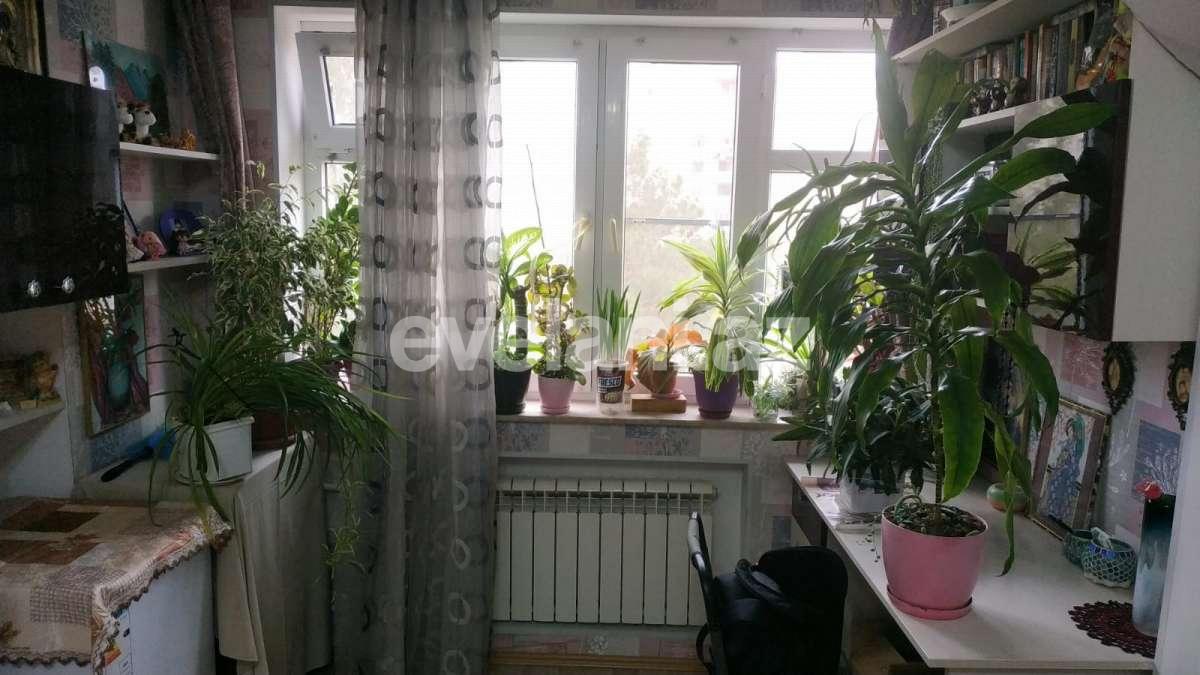 Sale, old building, 3 room, 79.98 m², Baku, Khatai r.