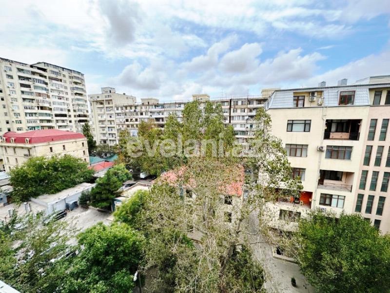 Satılır, köhnə tikili, 3 otaqlı, 80 m², Bakı, Nərimanov r, Gənclik m.