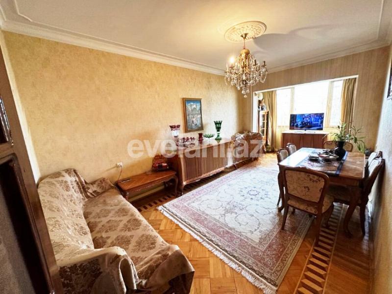 Satılır, köhnə tikili, 3 otaqlı, 80 m², Bakı, Nərimanov r, Gənclik m.