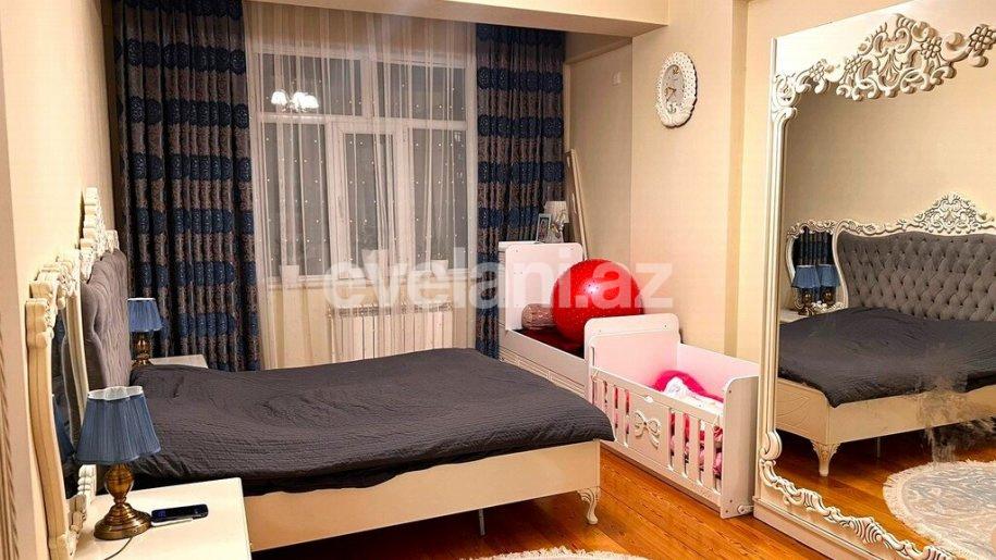 Satılır, yeni tikili, 2 otaqlı, 93 m², Bakı, Binəqədi r, 7-ci mikrorayon q, Azadlıq prospekti m.