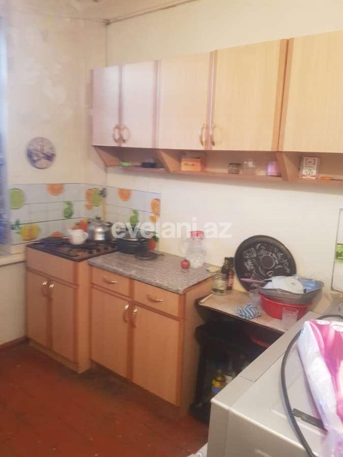 Sale, old building, 2 room, 65 m², Baku, Nizami r, 8-th kilometer d, Khalglar Doslugu m.