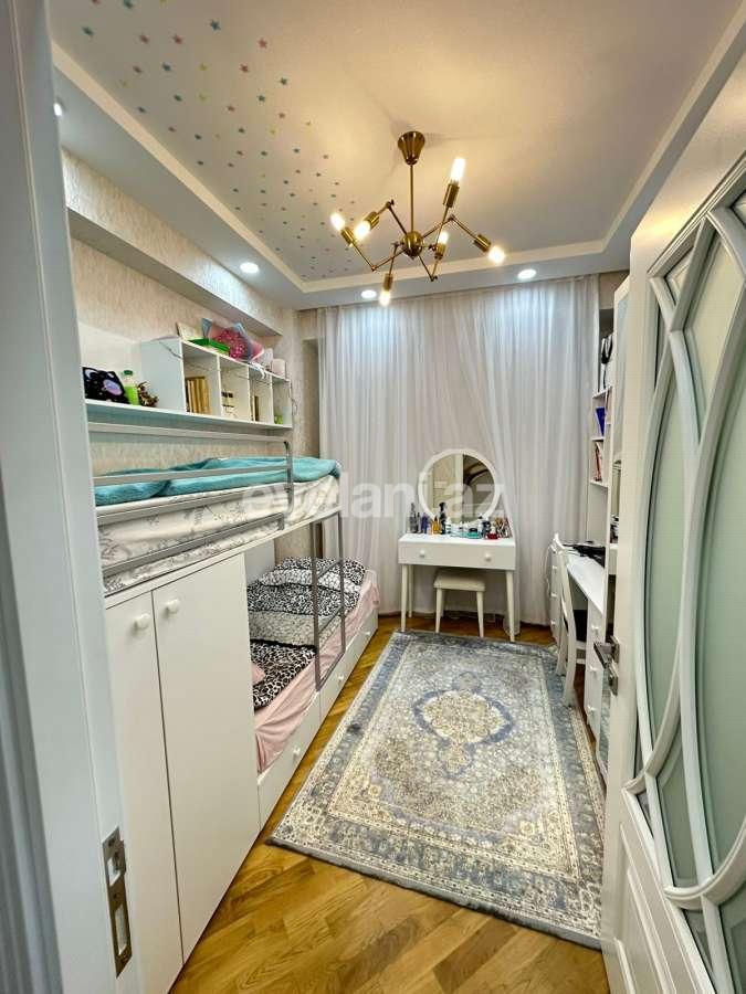 Satılır, yeni tikili, 3 otaqlı, 94 m², Bakı, Nizami r, Qara Qarayev m.