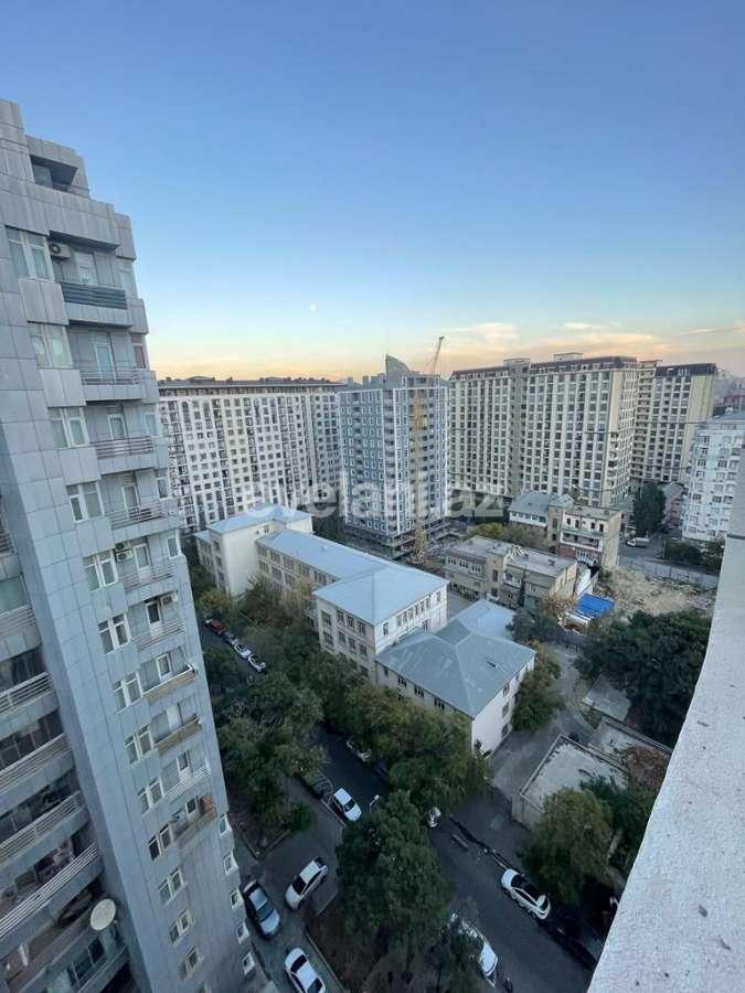 Satılır, yeni tikili, 3 otaqlı, 125 m², Bakı, Nərimanov r, 28 may m.