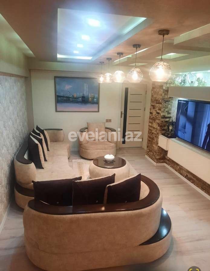 Satılır, köhnə tikili, 2 otaqlı, 70 m², Bakı, Yasamal r, Elmlər Akademiyası m.