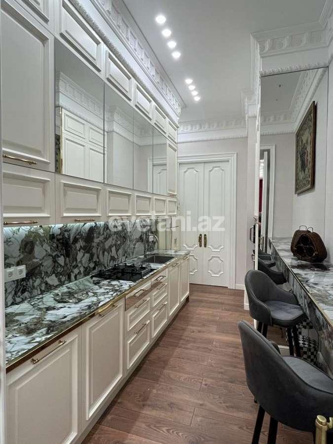 Сдаётся, вторичка, 3-комнаты, 120 m², Баку, Насиминский r, Низами m.