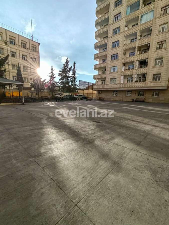 Satılır, yeni tikili, 2 otaqlı, 115 m², Bakı, Binəqədi r, 8-ci mikrorayon q, Azadlıq prospekti m.