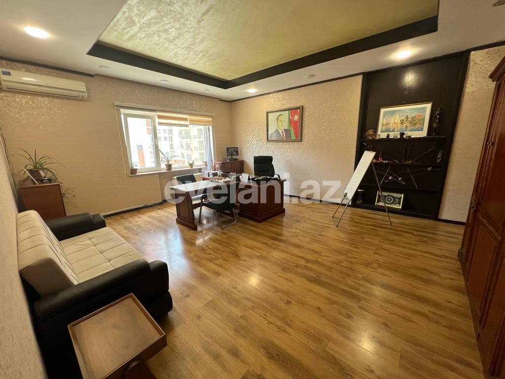 Kirayə verilir, ofis, 5 otaqlı, 220 m², Bakı, Nəsimi r.