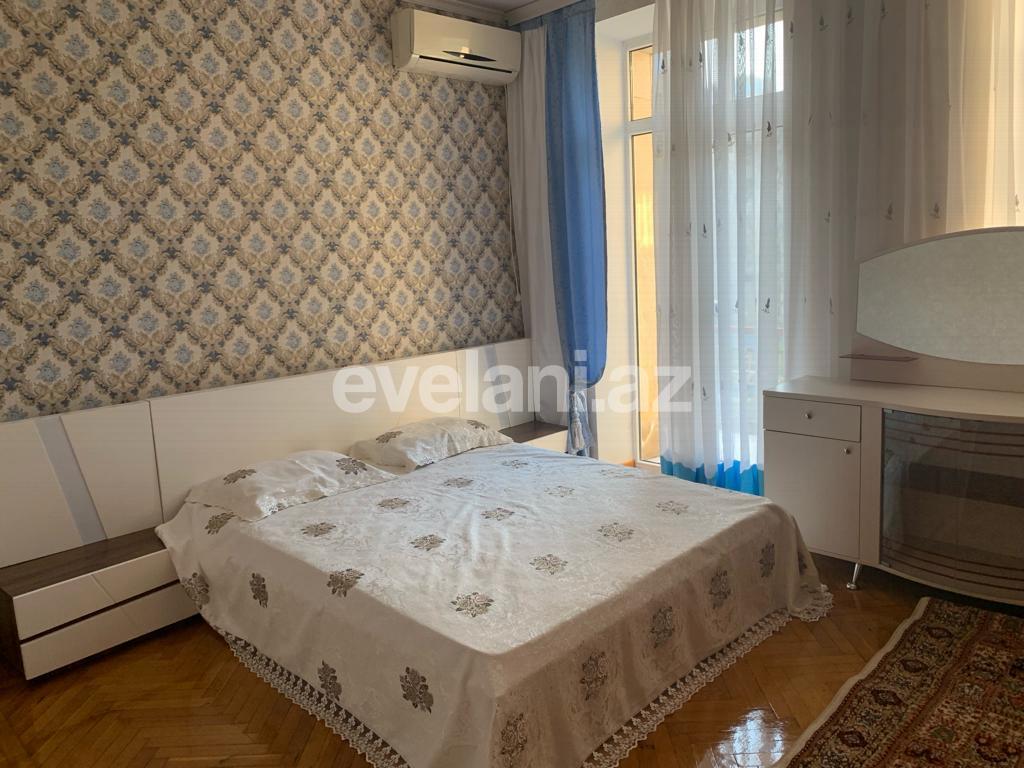 Rent, old building, 2 room, 75 m², Baku, Sabail r.