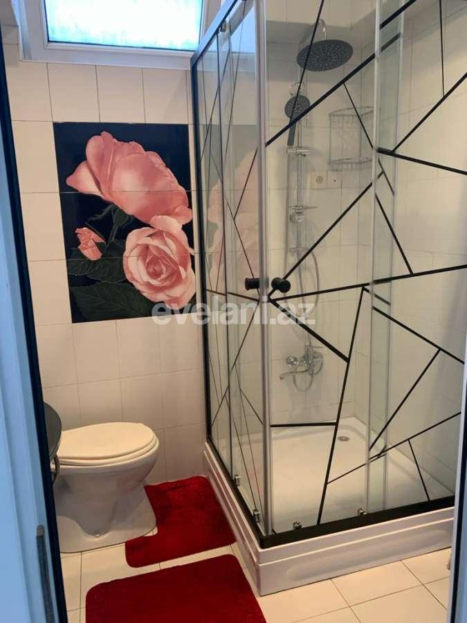 Rent, old building, 2 room, 75 m², Baku, Sabail r.