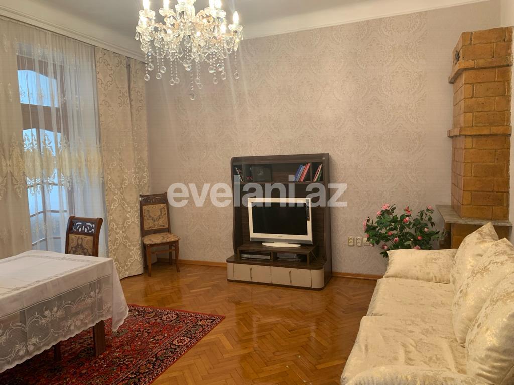 Rent, old building, 2 room, 75 m², Baku, Sabail r.