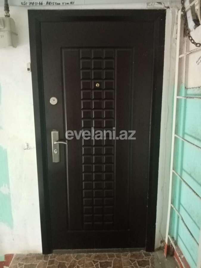 Satılır, köhnə tikili, 3 otaqlı, 70 m², Bakı, Yasamal r, Yasamal q, Elmlər Akademiyası m.