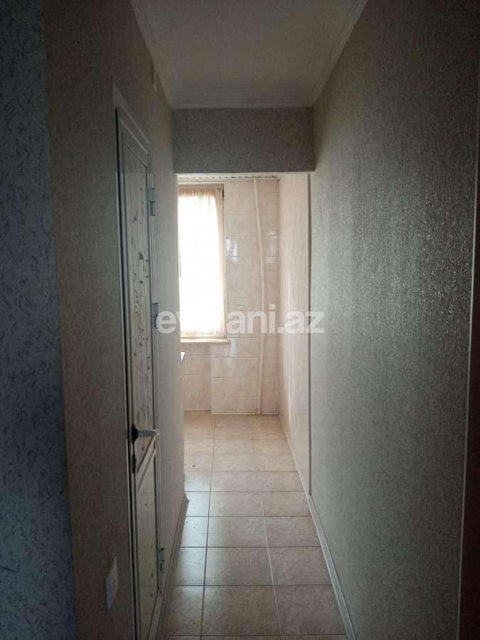 Satılır, köhnə tikili, 3 otaqlı, 70 m², Bakı, Yasamal r, Yasamal q, Elmlər Akademiyası m.