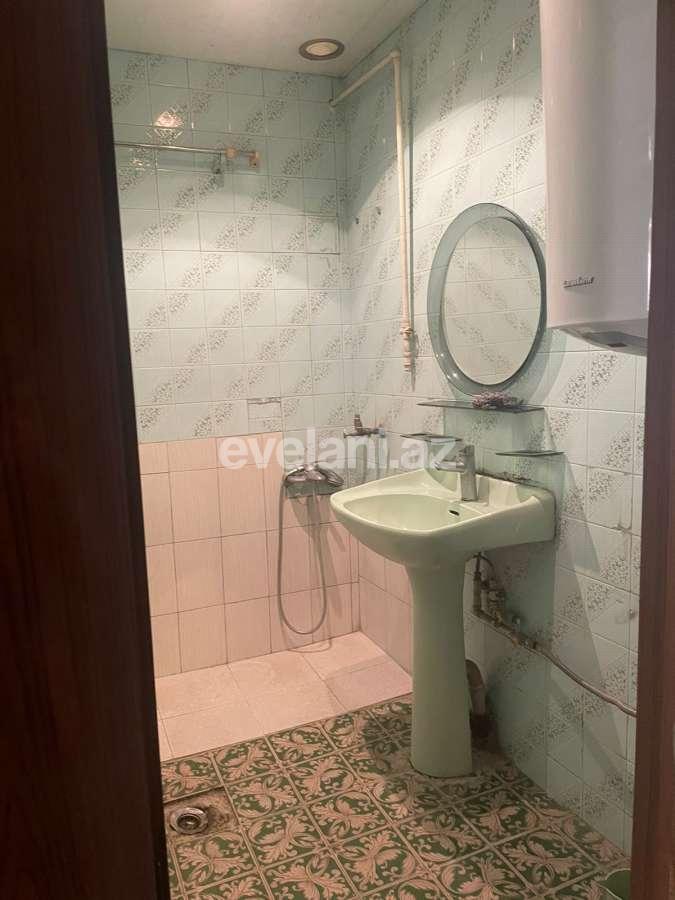 Rent, old building, 4 room, 100 m², Baku, Binagadi r, 8-th microdistrict d, Azadlig prospekti m.