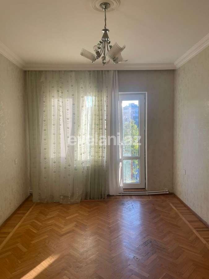 Rent, old building, 4 room, 100 m², Baku, Binagadi r, 8-th microdistrict d, Azadlig prospekti m.