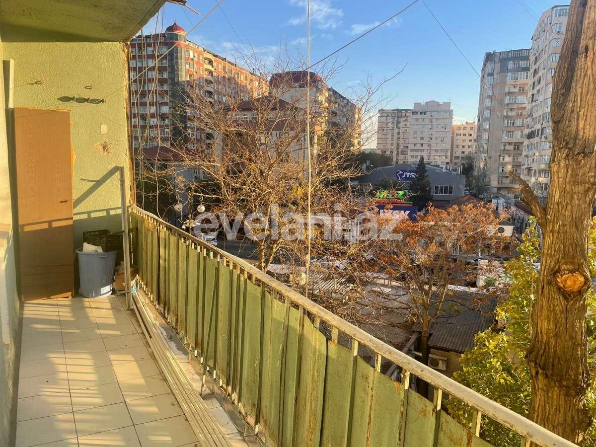 Rent, old building, 4 room, 100 m², Baku, Binagadi r, 8-th microdistrict d, Azadlig prospekti m.