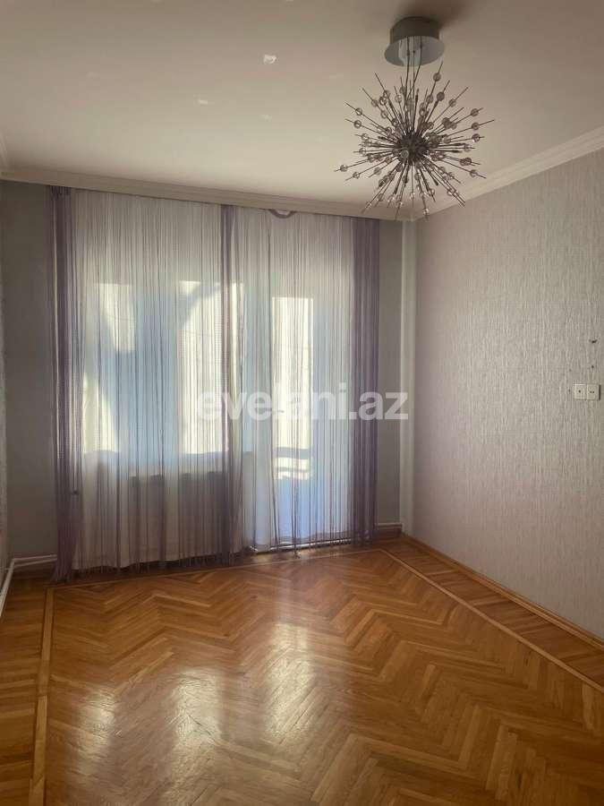Rent, old building, 4 room, 100 m², Baku, Binagadi r, 8-th microdistrict d, Azadlig prospekti m.