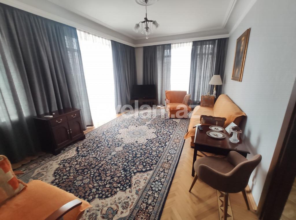 Сдаётся, вторичка, 2-комнаты, 56 m², Баку, Насиминский r, Низами m.