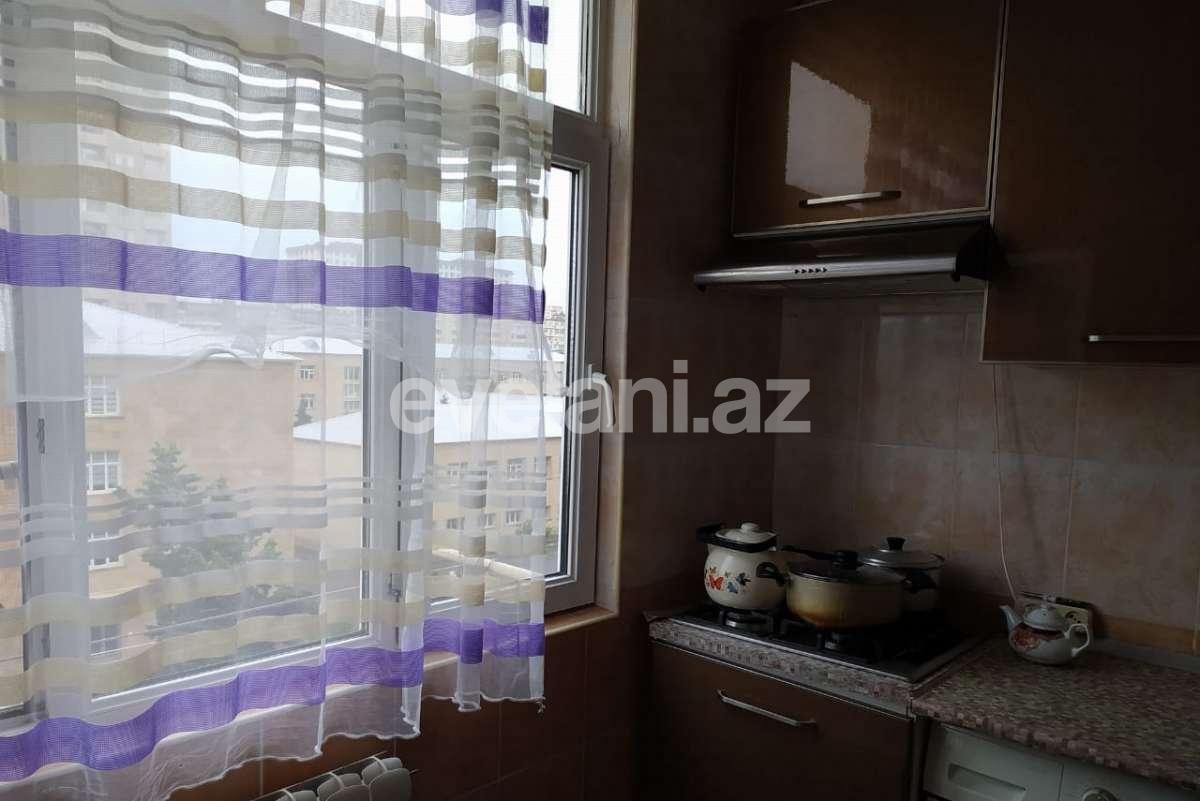 Satılır, köhnə tikili, 3 otaqlı, 65 m², Bakı, Nizami r, Neftçilər m.