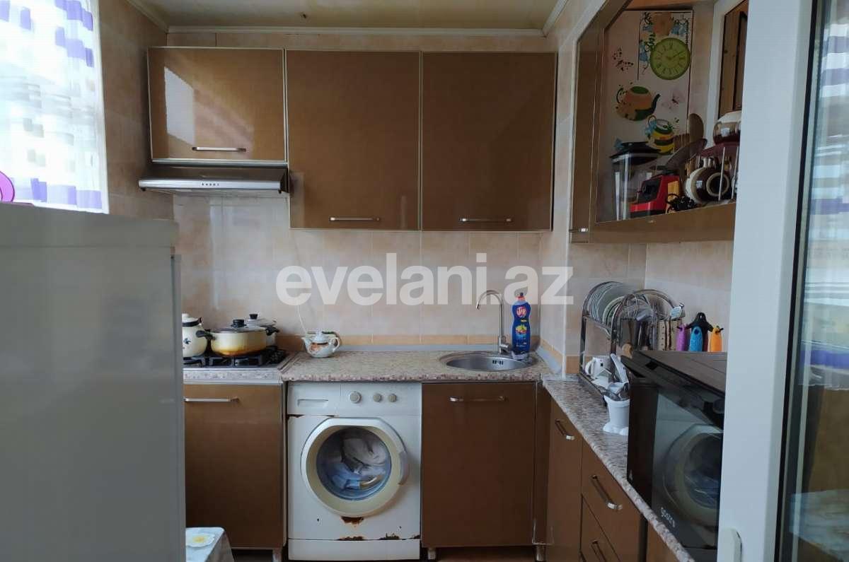 Satılır, köhnə tikili, 3 otaqlı, 65 m², Bakı, Nizami r, Neftçilər m.