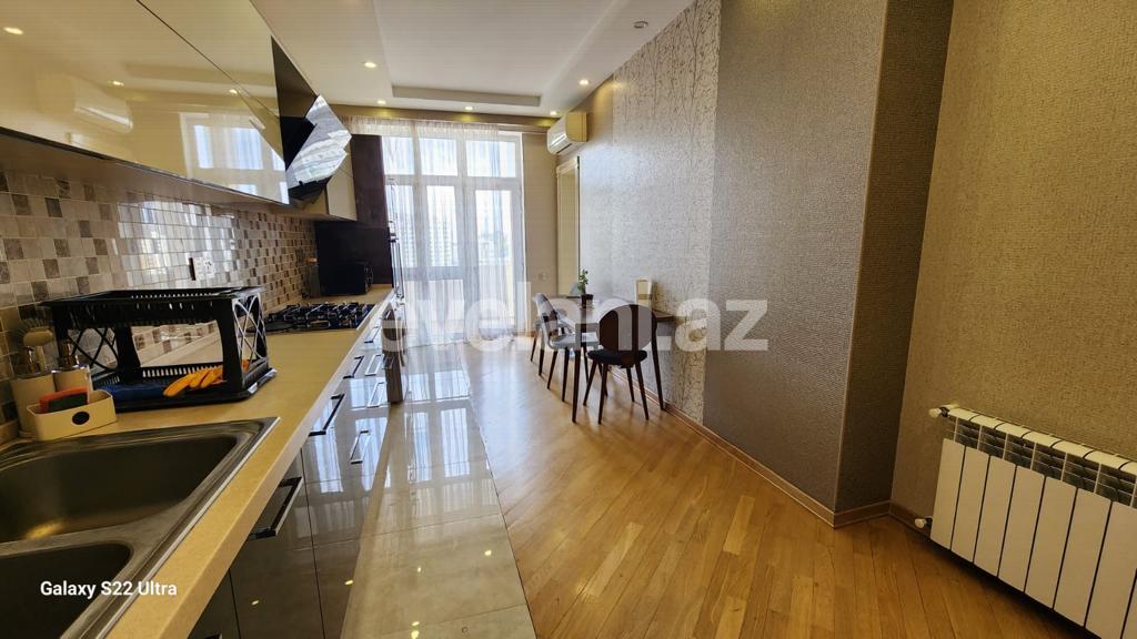 Satılır, yeni tikili, 3 otaqlı, 145 m², Bakı, Yasamal r, Elmlər Akademiyası m.
