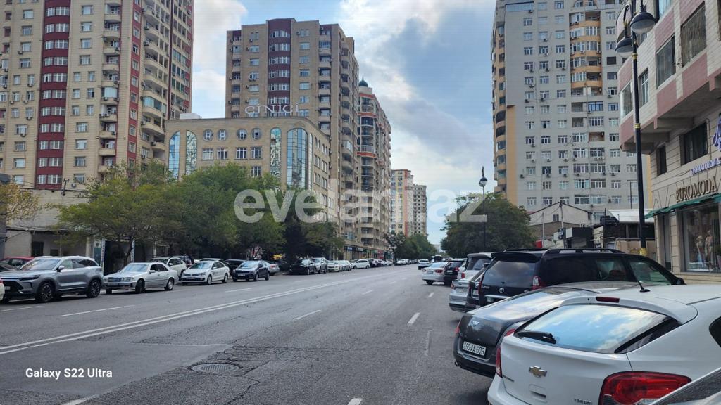 Satılır, yeni tikili, 3 otaqlı, 145 m², Bakı, Yasamal r, Elmlər Akademiyası m.