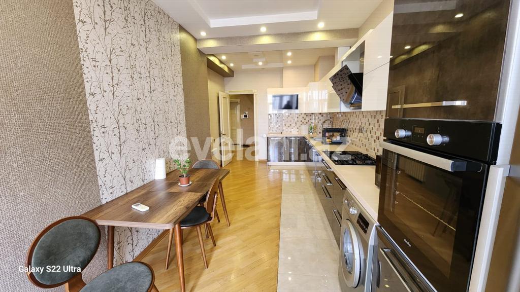 Satılır, yeni tikili, 3 otaqlı, 145 m², Bakı, Yasamal r, Elmlər Akademiyası m.