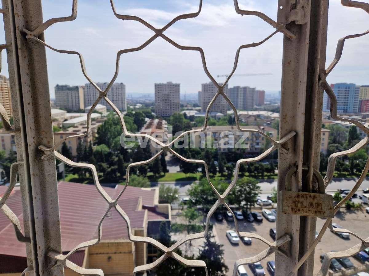 Sale, old building, 3 room, 80 m², Baku, Nizami r, Neftchilar m.