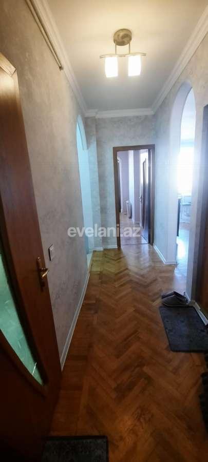 Satılır, köhnə tikili, 3 otaqlı, 64.99 m², Bakı, Yasamal r, Elmlər Akademiyası m.